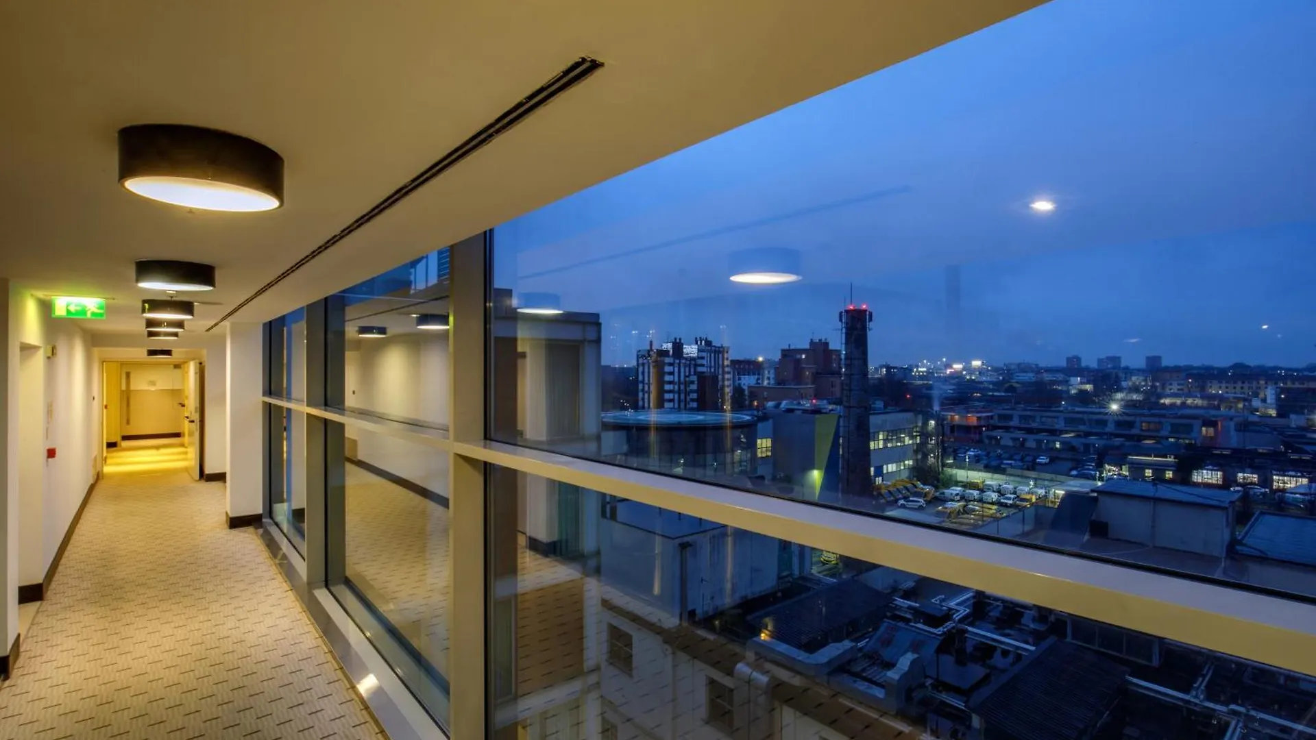 Hotel Doubletree By Hilton Milan 4*,  Italie