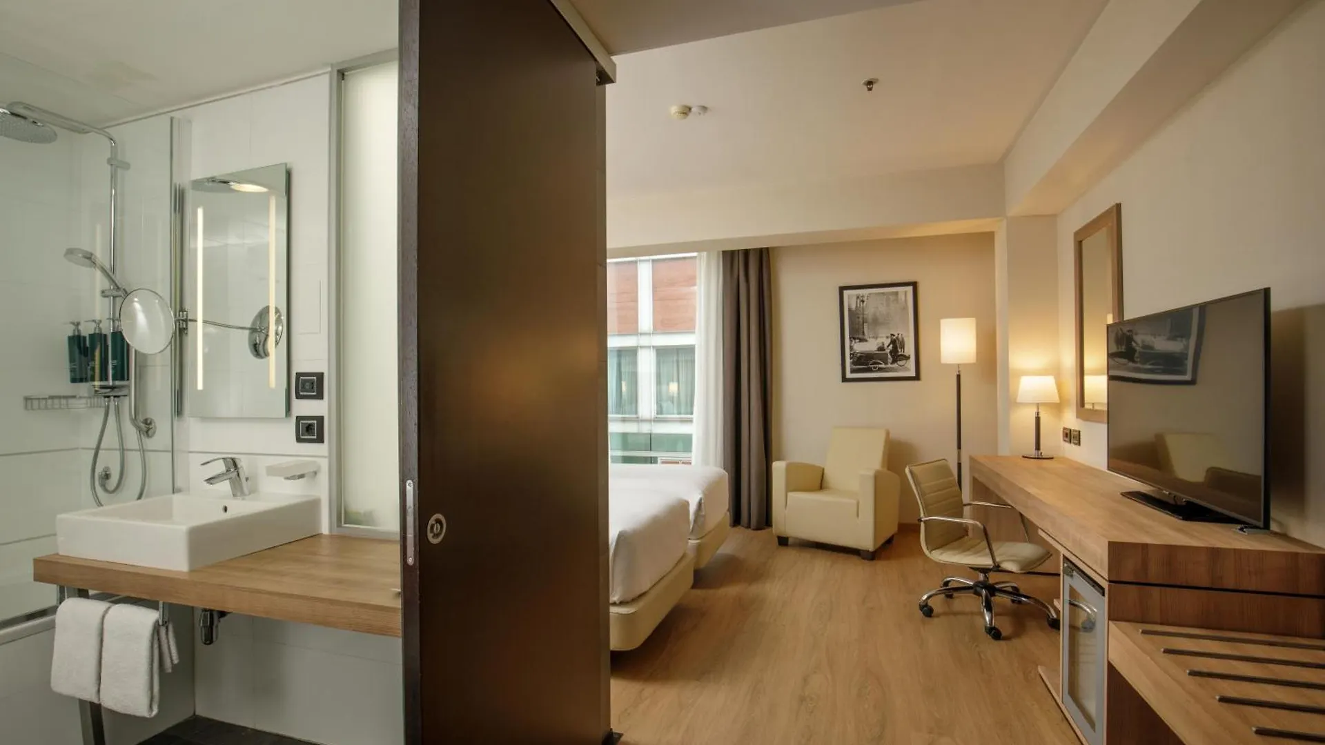 Hotel Doubletree By Hilton Milan