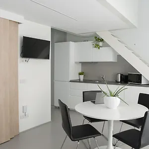  Daire Brand New Ortiquattro İtalya