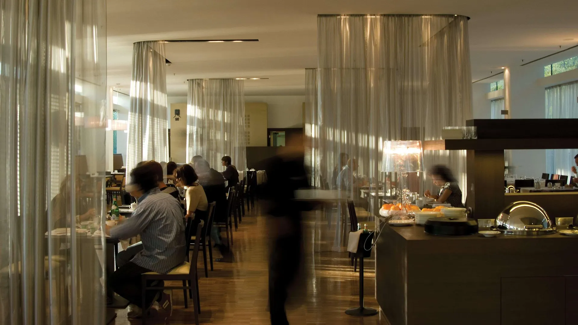 Doubletree By Hilton Milan Hotel Italy