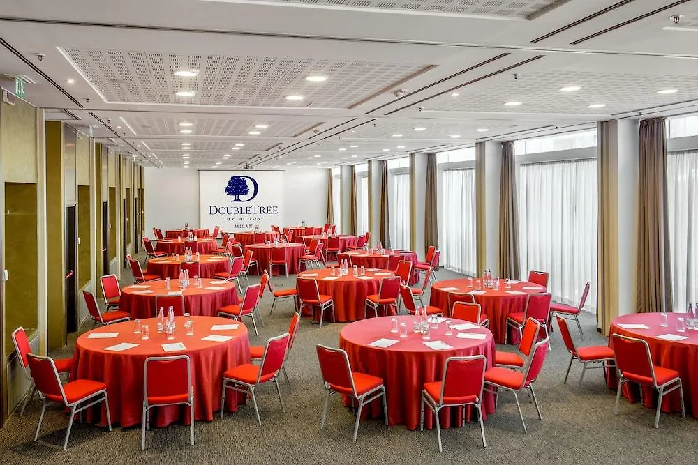 Hotel Doubletree By Hilton Mediolan 4*,