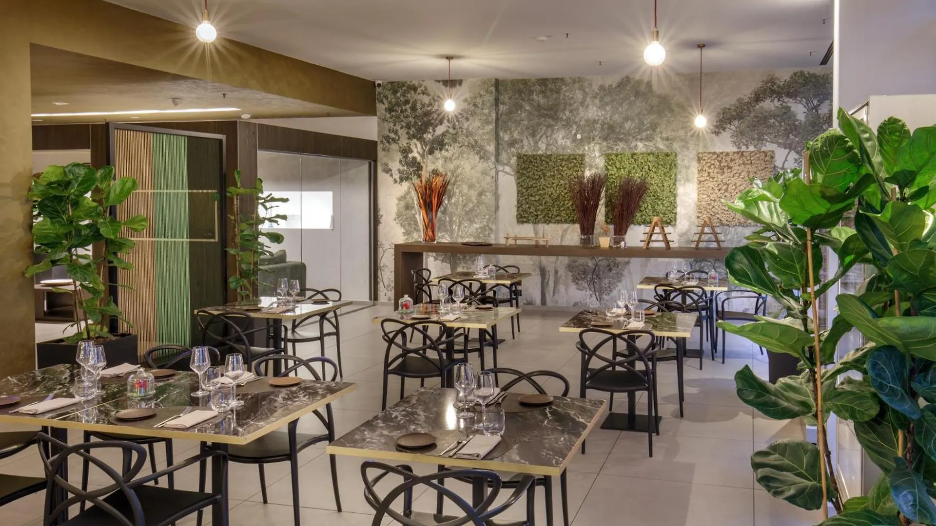 Hotel Doubletree By Hilton Mediolan