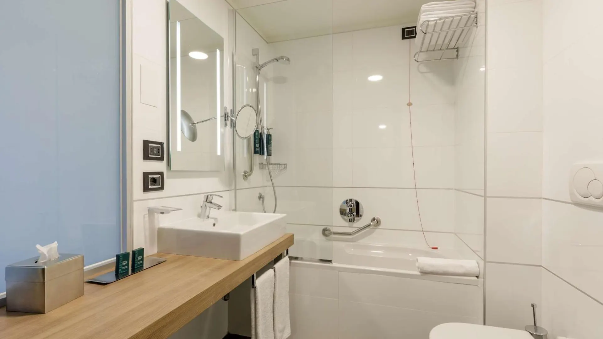 Hotel Doubletree By Hilton Mediolan
